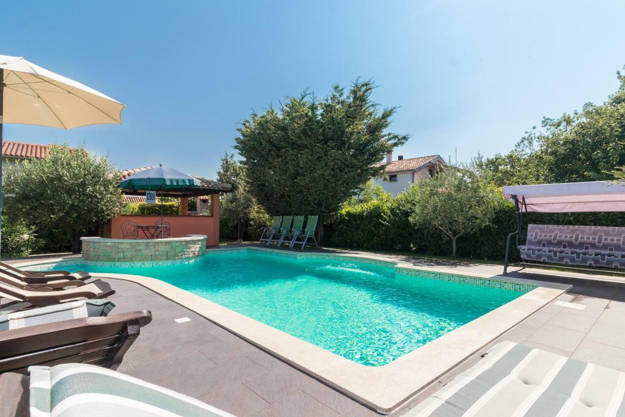 Country House Apartments Пула Екстериор снимка
