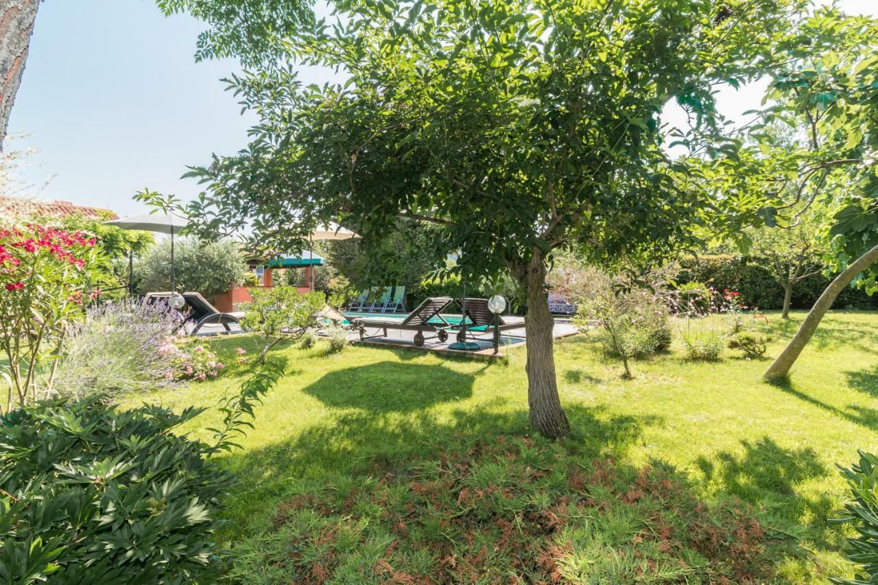 Country House Apartments Пула Екстериор снимка