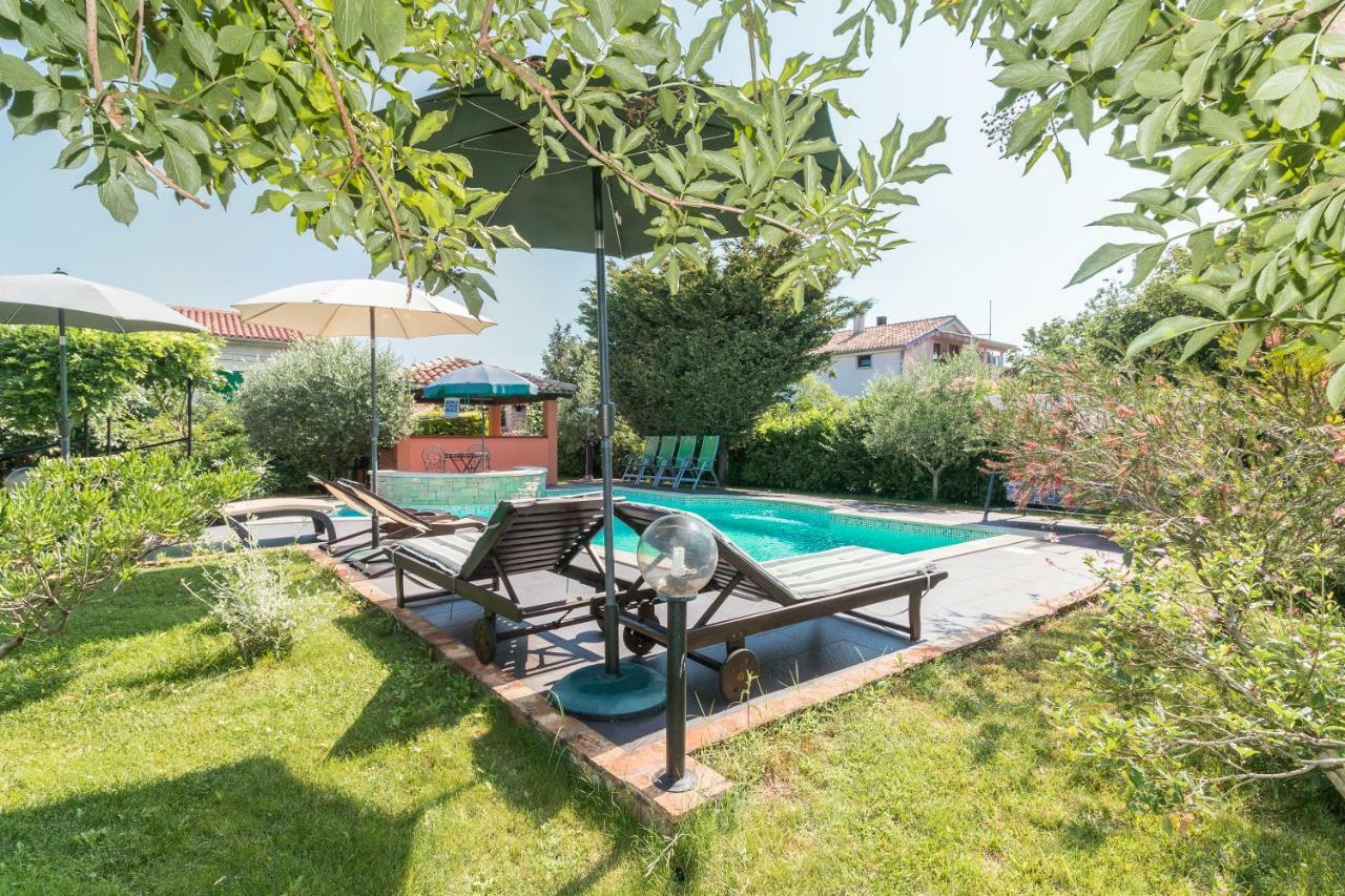 Country House Apartments Пула Екстериор снимка