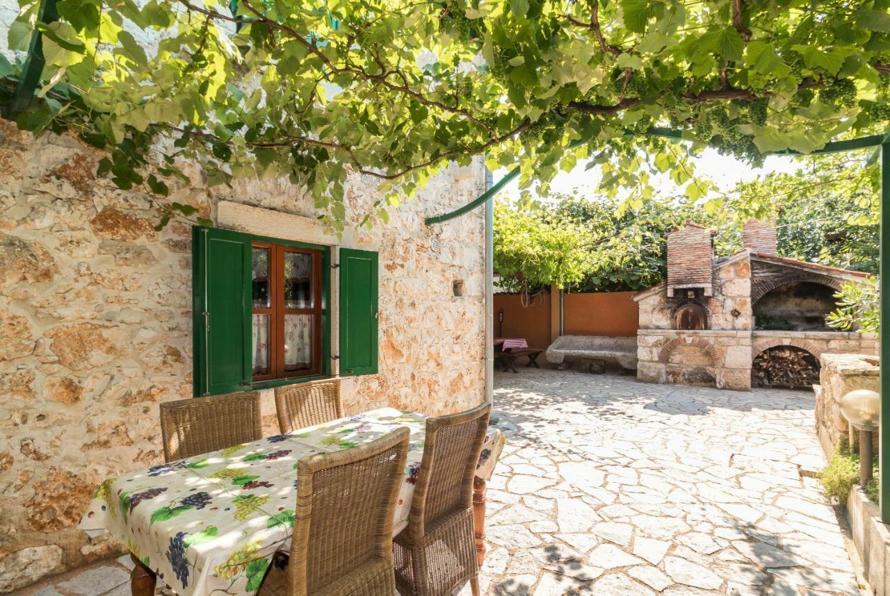Country House Apartments Пула Екстериор снимка
