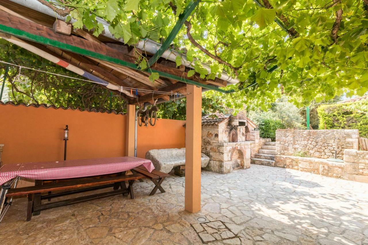 Country House Apartments Пула Екстериор снимка