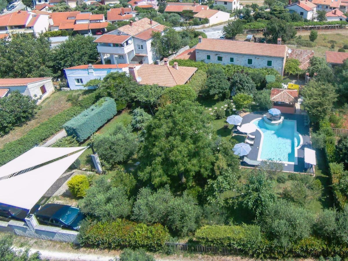 Country House Apartments Пула Екстериор снимка